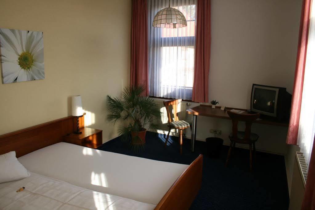 Landgasthof & Hotel Krone Eischleben Ichtershausen المظهر الخارجي الصورة